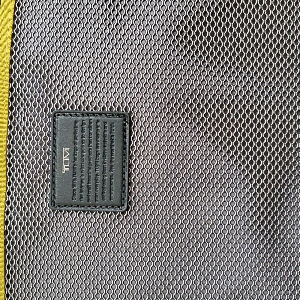 Tumi Tahoe View Splitpack Backpack Duffle Bag. - Picture 8 of 8